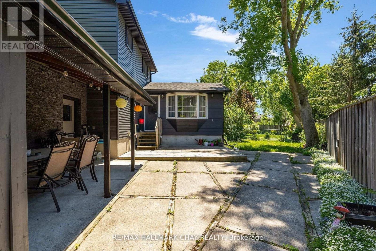 17 Walker Avenue, Orillia, Ontario  L3V 6G8 - Photo 18 - S13451230