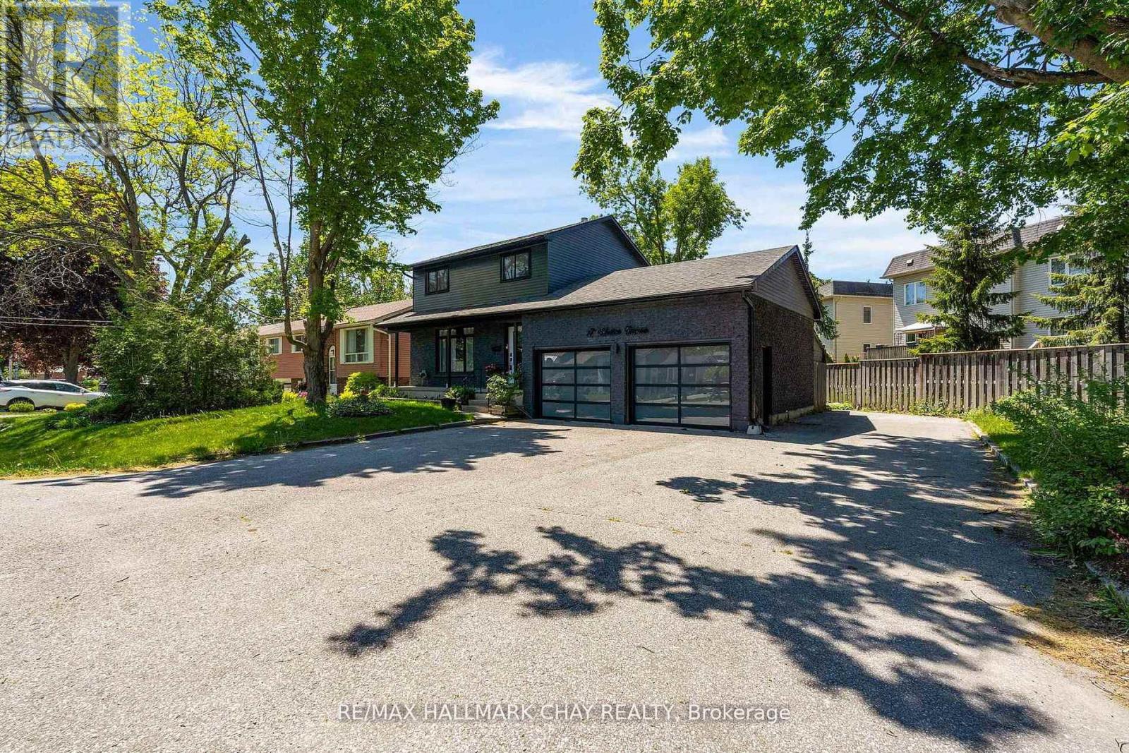 17 Walker Avenue, Orillia, Ontario  L3V 6G8 - Photo 2 - S13451230