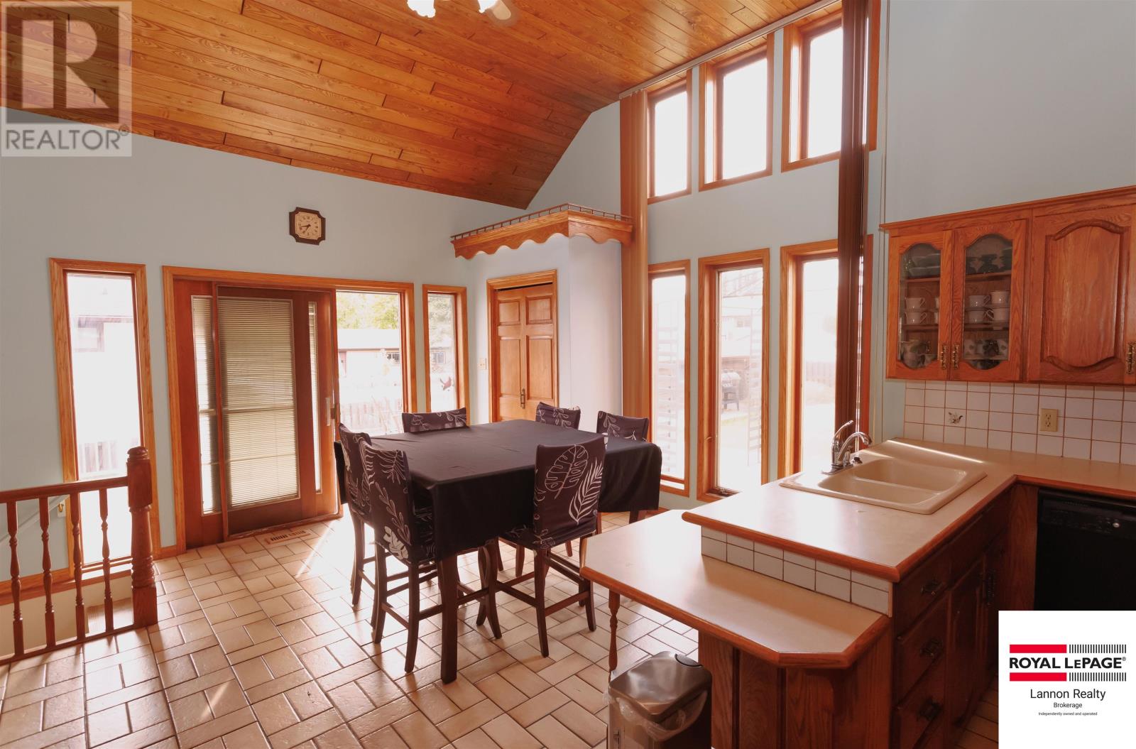88 Carl Ave, Thunder Bay, Ontario  P7B 4Z5 - Photo 6 - TB2601535