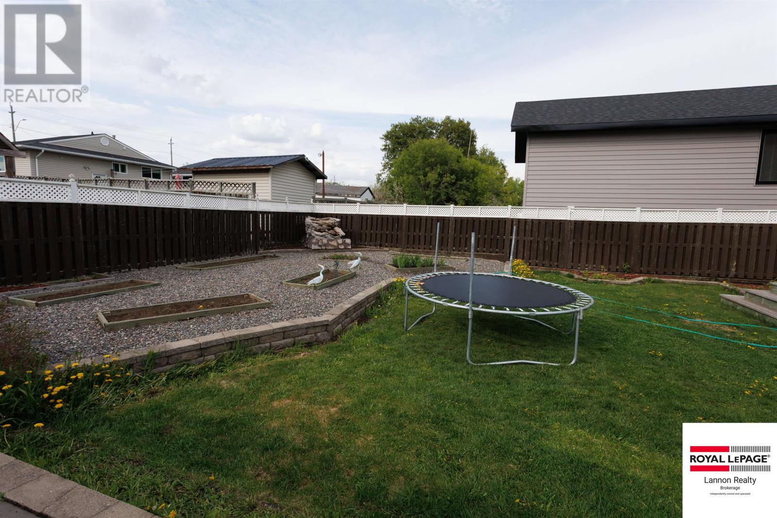 88 Carl Ave, Thunder Bay, Ontario  P7B 4Z5 - Photo 45 - TB2601535