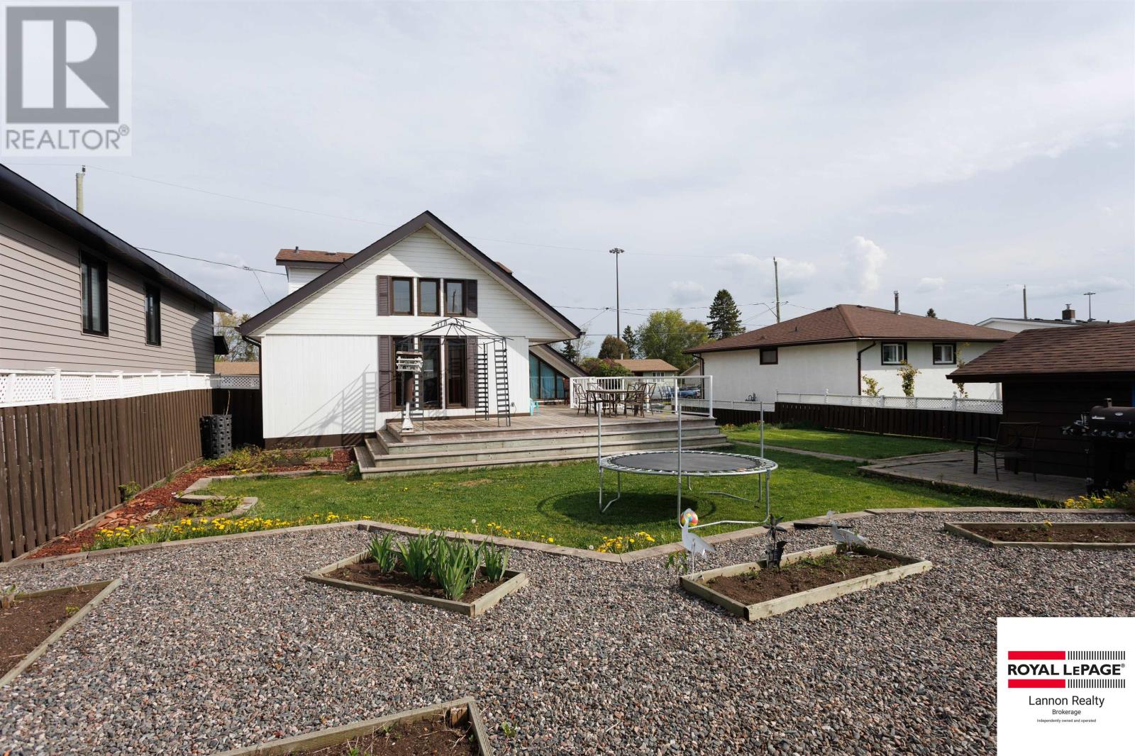 88 Carl Ave, Thunder Bay, Ontario  P7B 4Z5 - Photo 39 - TB2601535