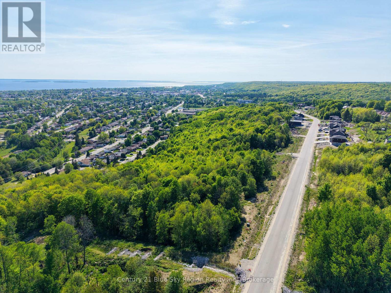66 Kenreta Drive, North Bay, Ontario  P1C 0A5 - Photo 1 - X12793116