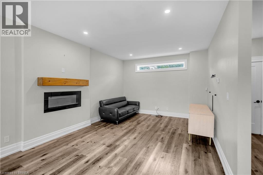 41 Waterloo Street, Brantford, Ontario  N3T 3R6 - Photo 10 - 40840362