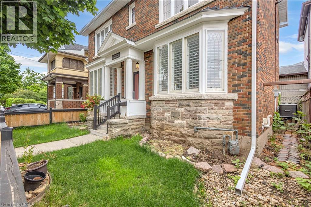 41 Waterloo Street, Brantford, Ontario  N3T 3R6 - Photo 3 - 40840362