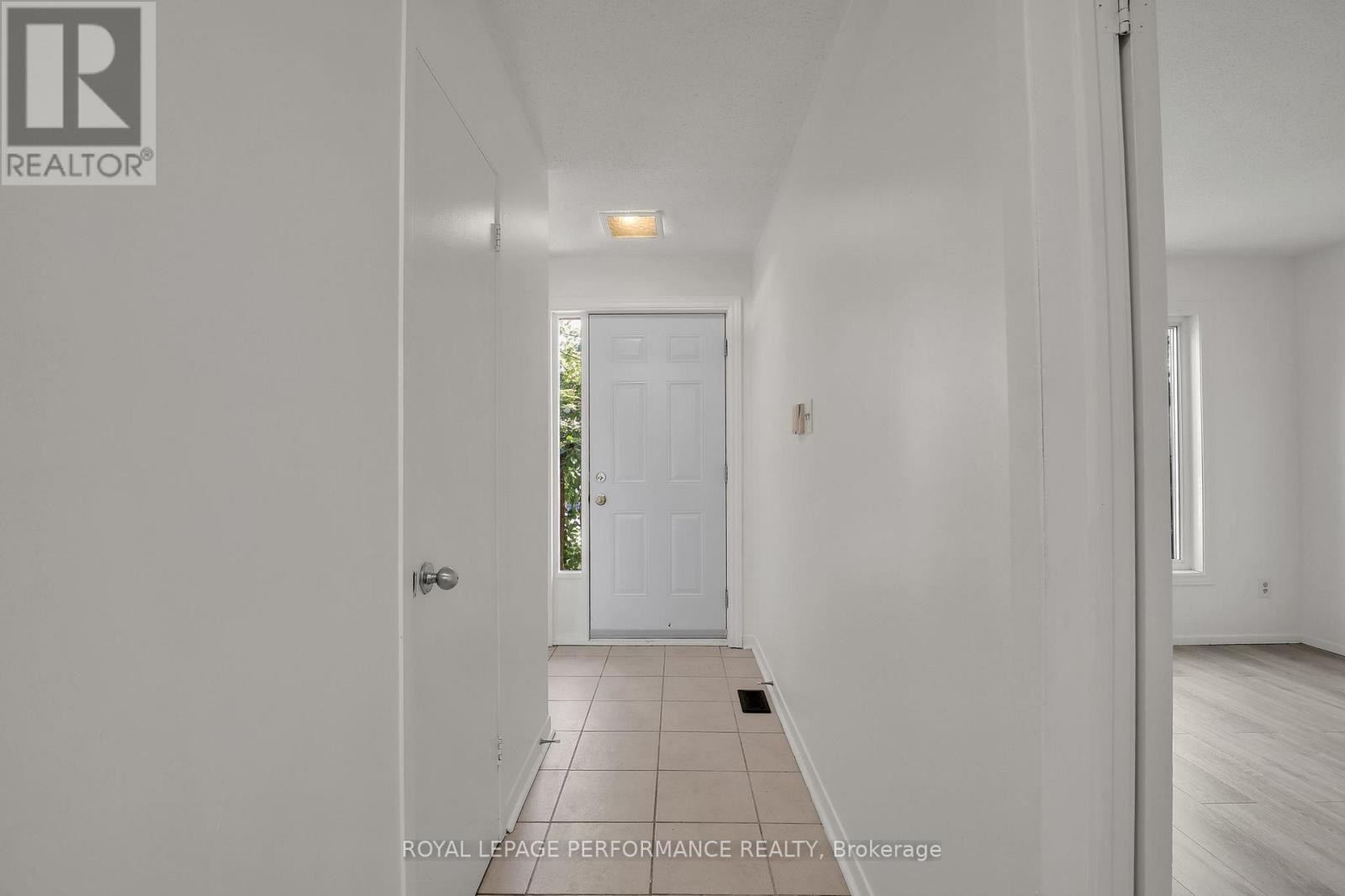 10 - 3342 Southgate Road, Ottawa, Ontario  K1V 9P8 - Photo 3 - X13451450