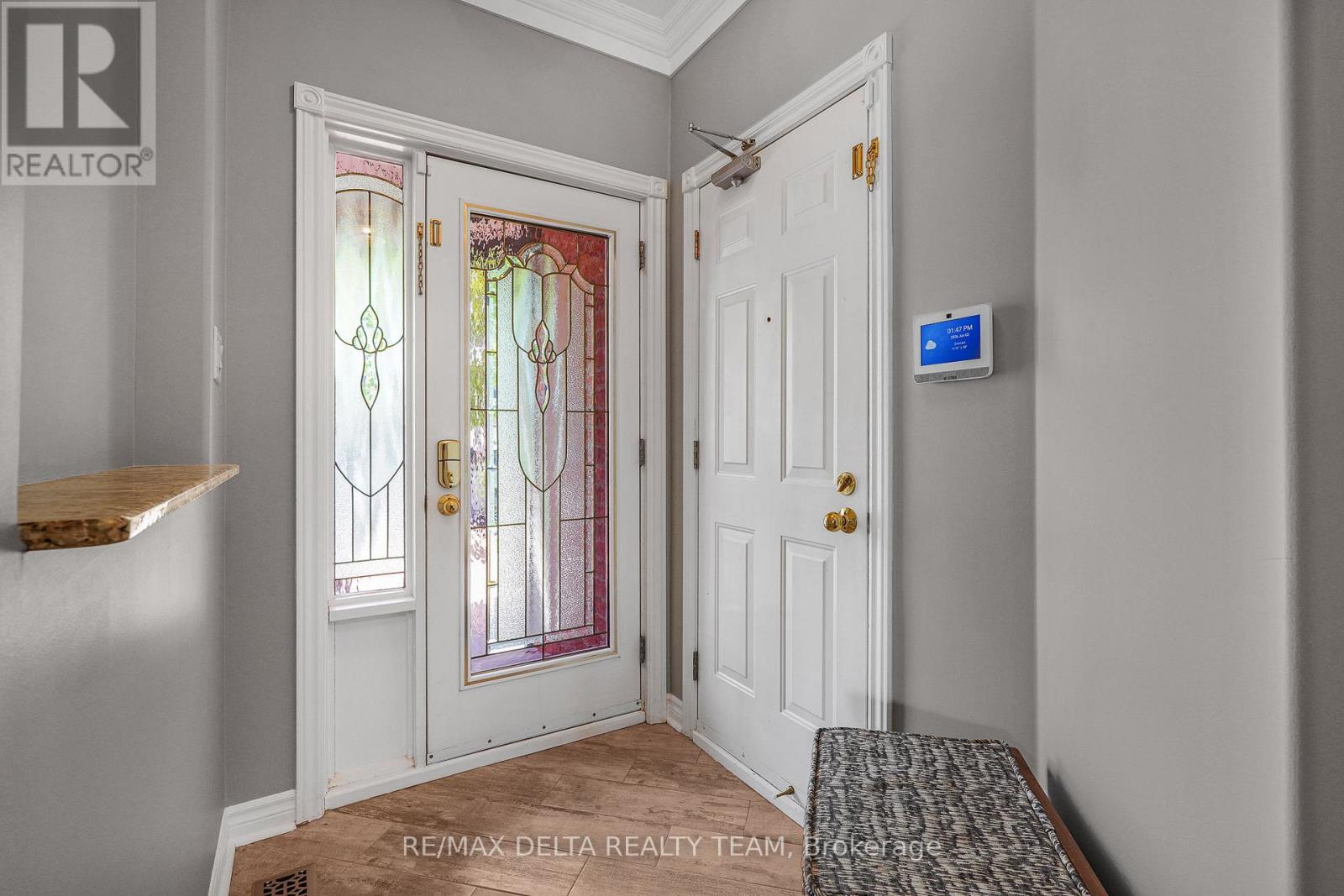 2040 Sunland Drive, Ottawa, Ontario  K4A 3K8 - Photo 4 - X13451542
