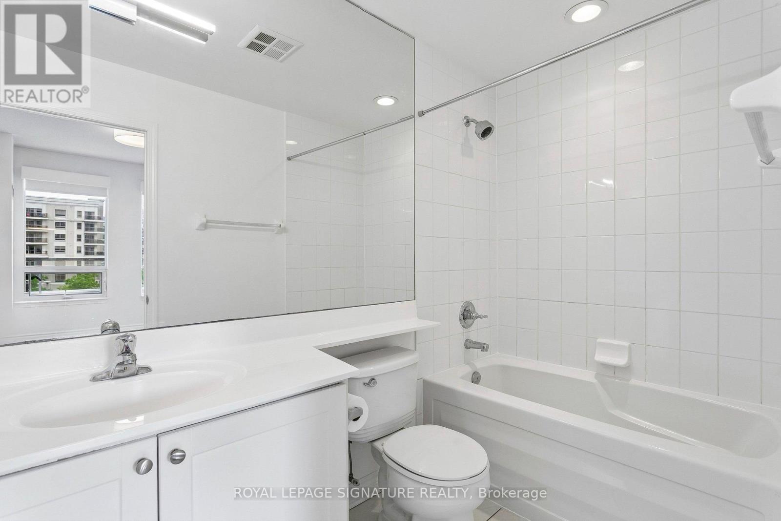 312 - 388 Prince Of Wales Drive, Mississauga, Ontario L5B 0A1 - Photo 14 - W13451226