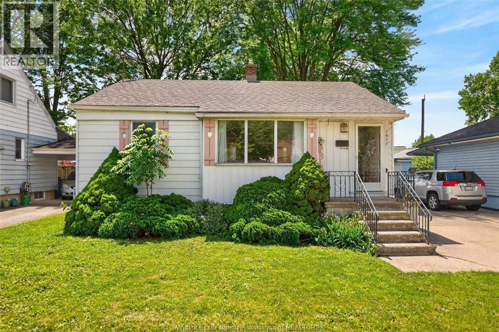 MLS# 26014119: 1677 Norman ROAD, Windsor, Canada