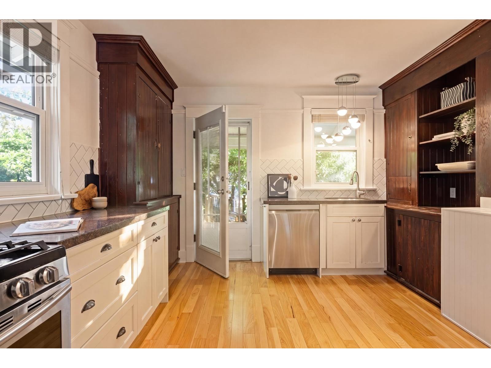 1859 Semlin Drive, Vancouver, British Columbia  V5N 4P9 - Photo 14 - R3135923