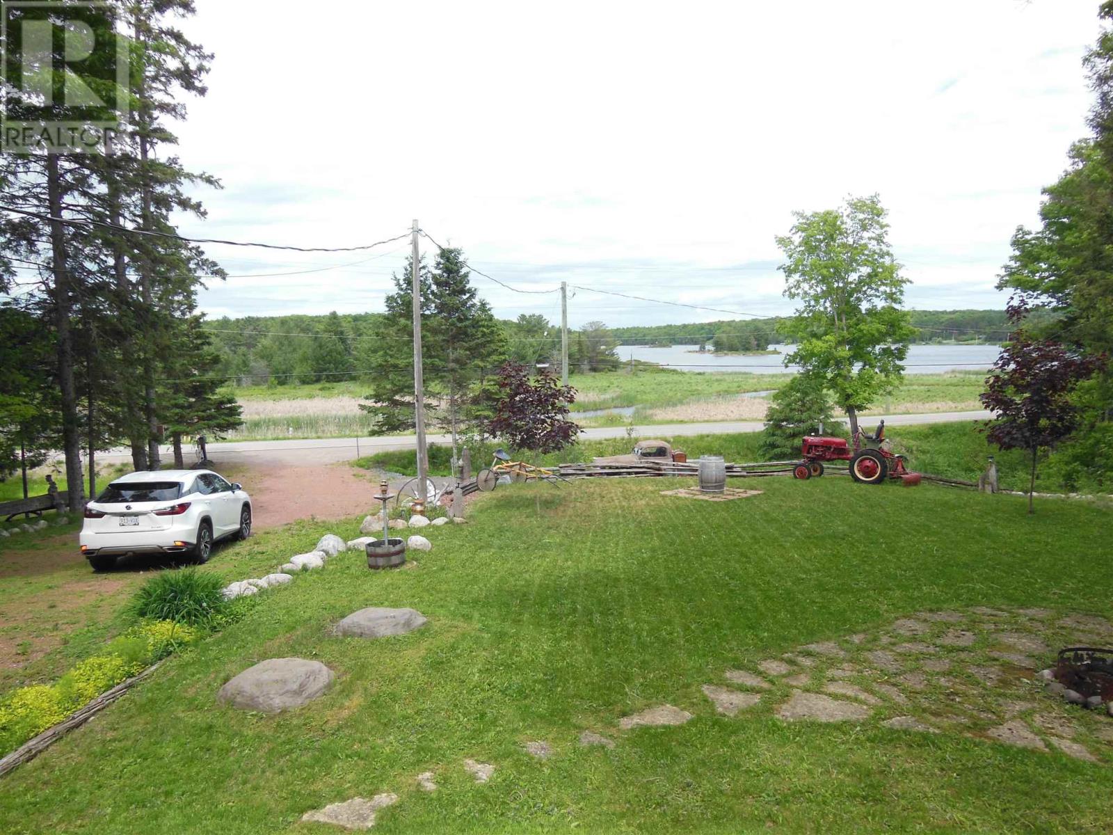 1943 V Line Rd, St. Joseph Island, Ontario  P0R 1J0 - Photo 3 - SM261474