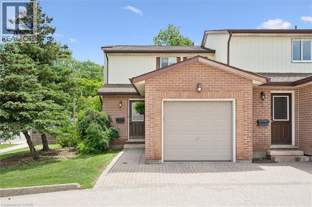 25 Valleyview Drive Unit# 1, Kitchener, Ontario  N2E 1L5 - Photo 2 - 40839731