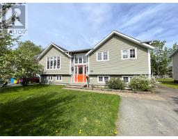 <div class="price">$359,000</div> 9 Conway Street<br>Grand Falls-Windsor, Newfoundland & Labrador<br><div class='bed_bath'>3 Bed | 2 Bath</div>