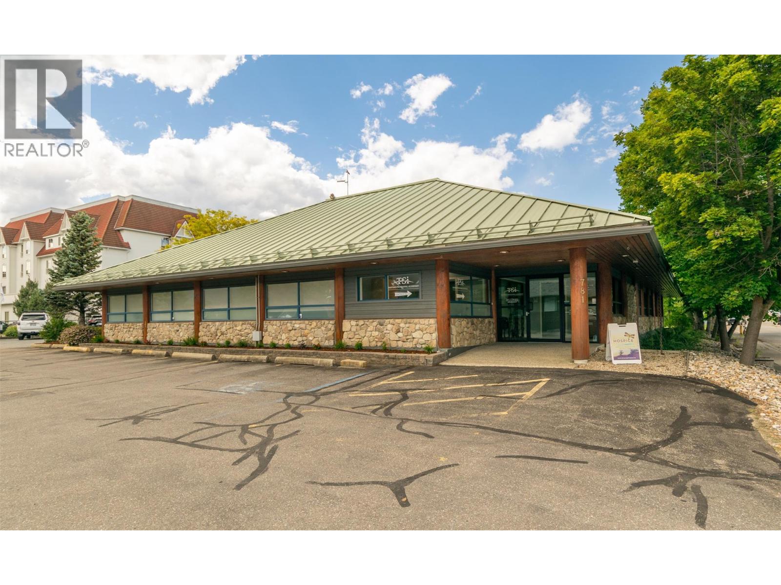 781 Marine Park Drive NE, Salmon Arm, British Columbia  V1E 2W7 - Photo 17 - 10391545