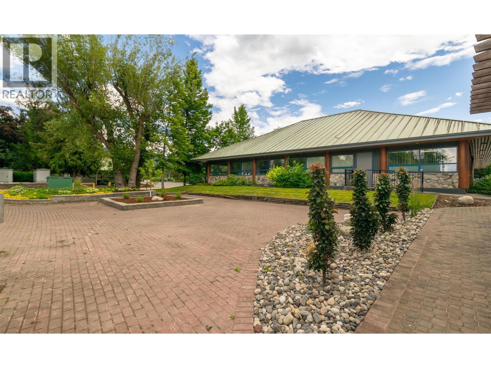 781 Marine Park Drive NE, Salmon Arm, British Columbia  V1E 2W7 - Photo 24 - 10391545
