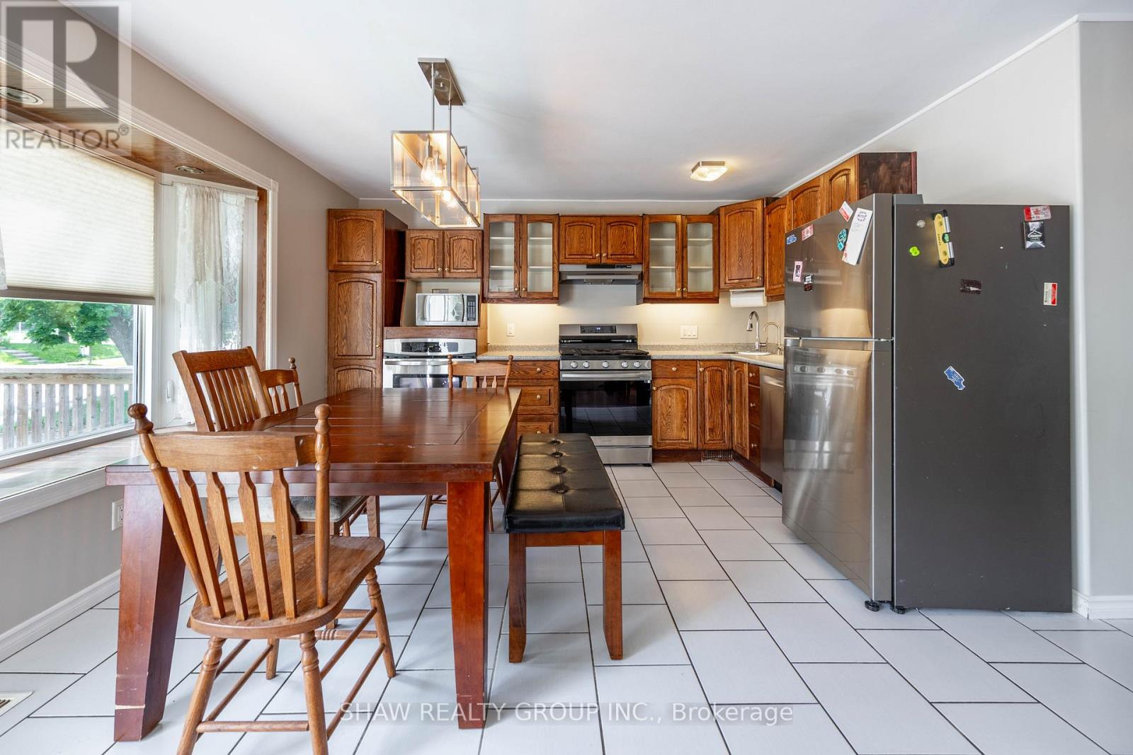 690 Guelph Street, Kitchener, Ontario N2H 5Y9 - Photo 2 - X13451122