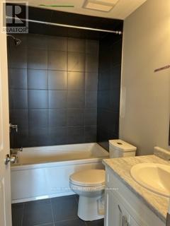 104 Oat Lane, Kitchener, Ontario N2R 0S8 - Photo 8 - X13451250