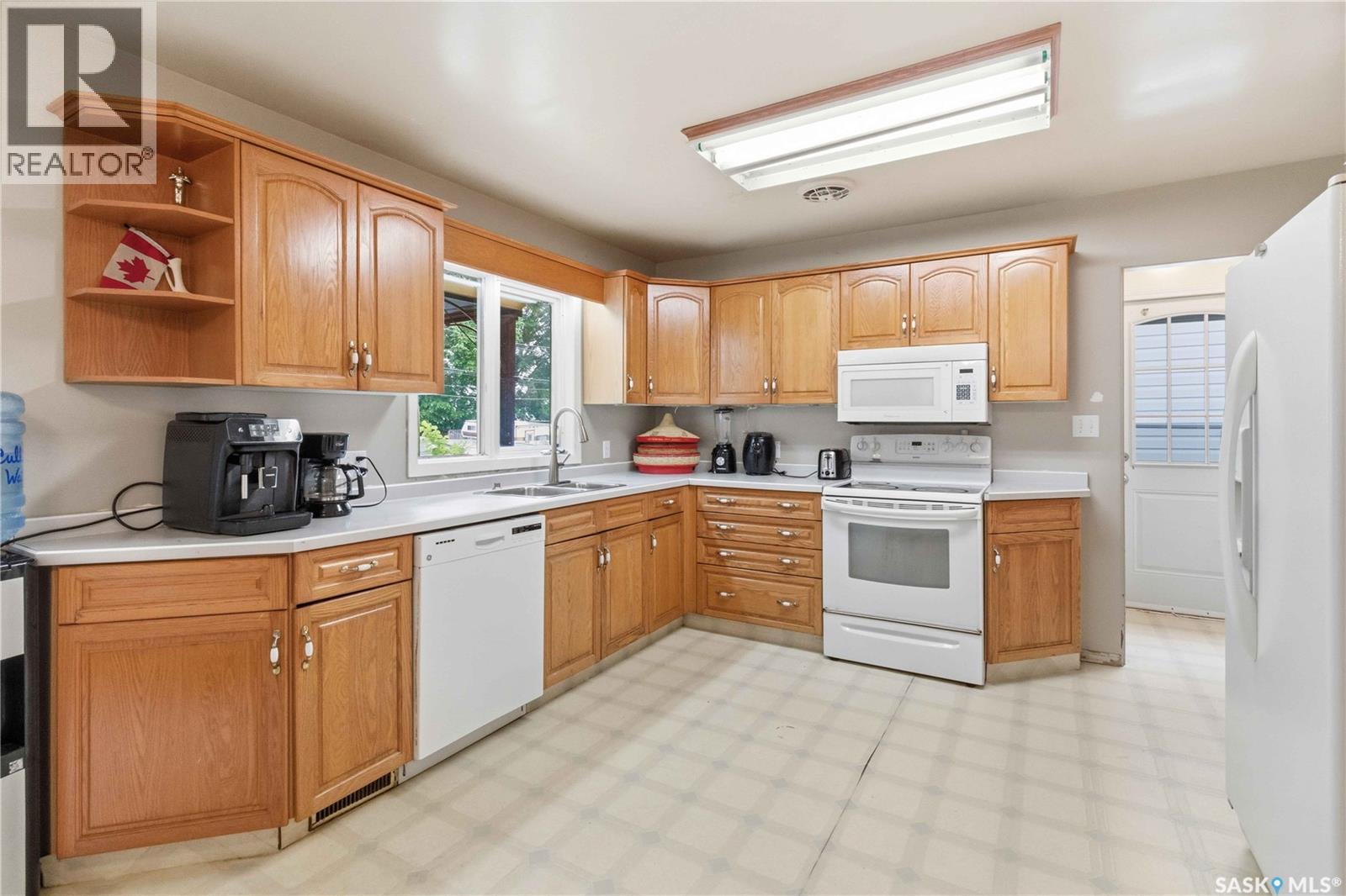 322 U Avenue N, Saskatoon, Saskatchewan  S7L 3C7 - Photo 8 - SK039077