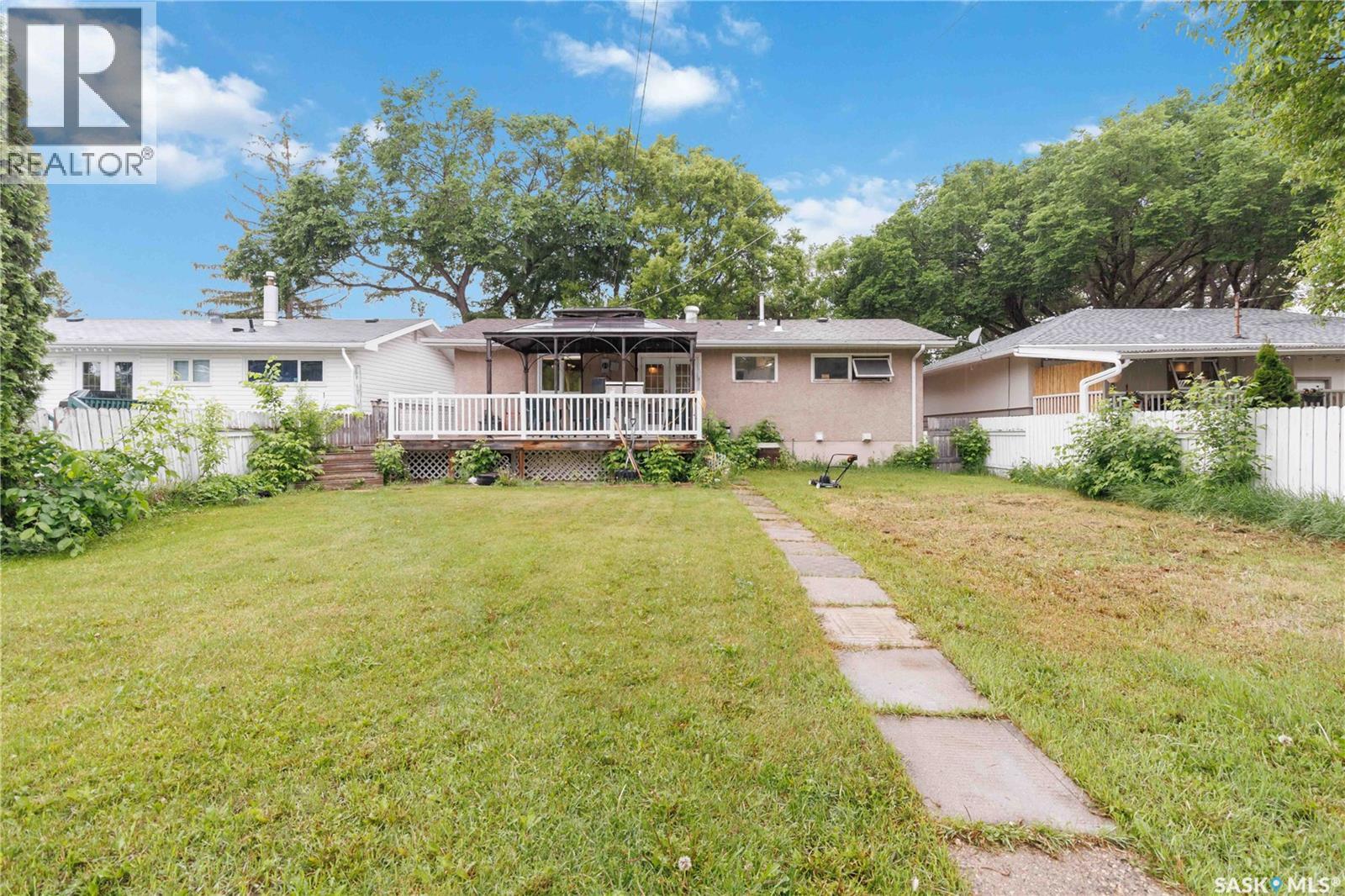 322 U Avenue N, Saskatoon, Saskatchewan  S7L 3C7 - Photo 24 - SK039077