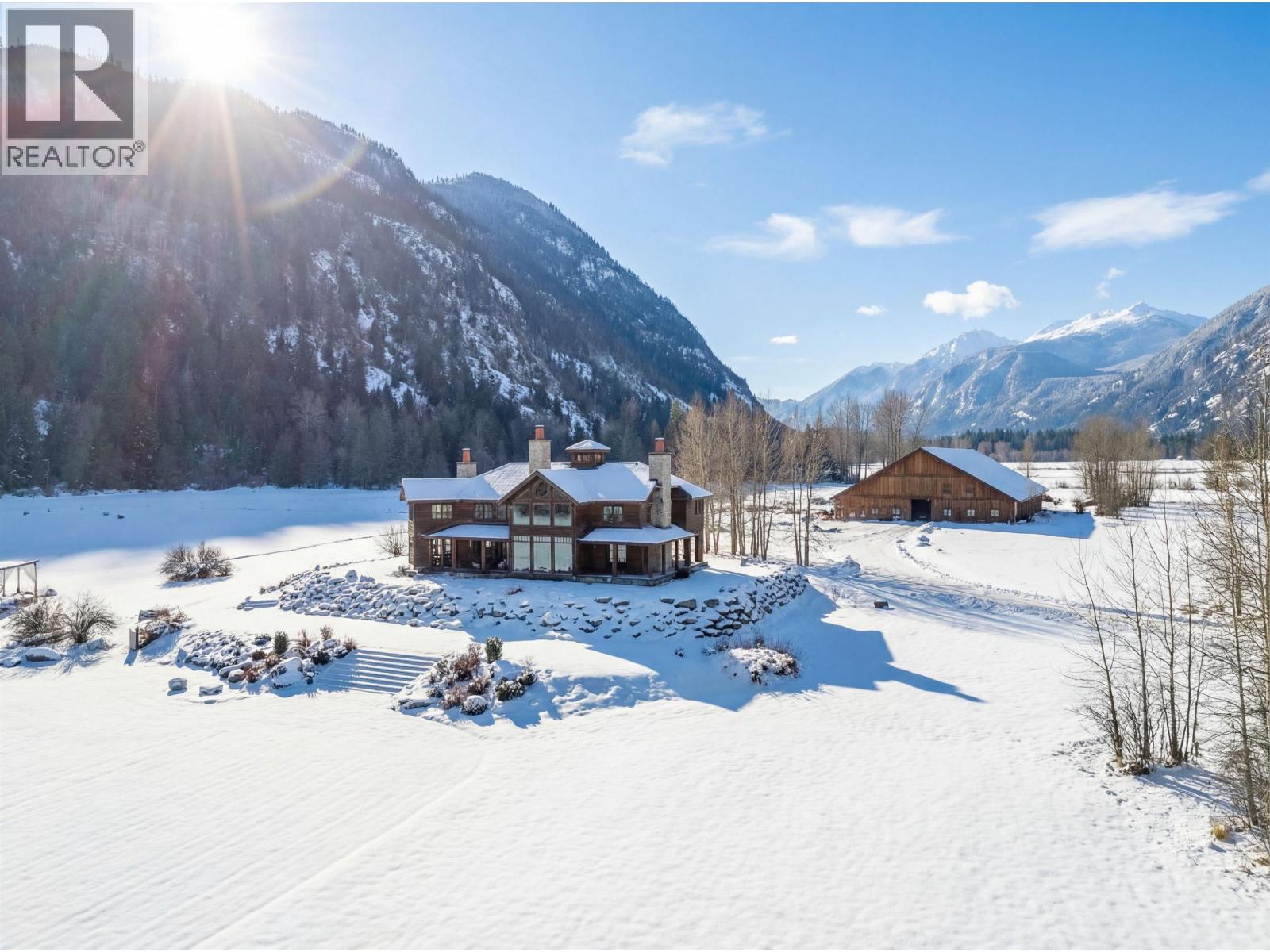 9115 Pemberton Meadows Road, Pemberton, British Columbia  V0N 2L2 - Photo 34 - R3098550