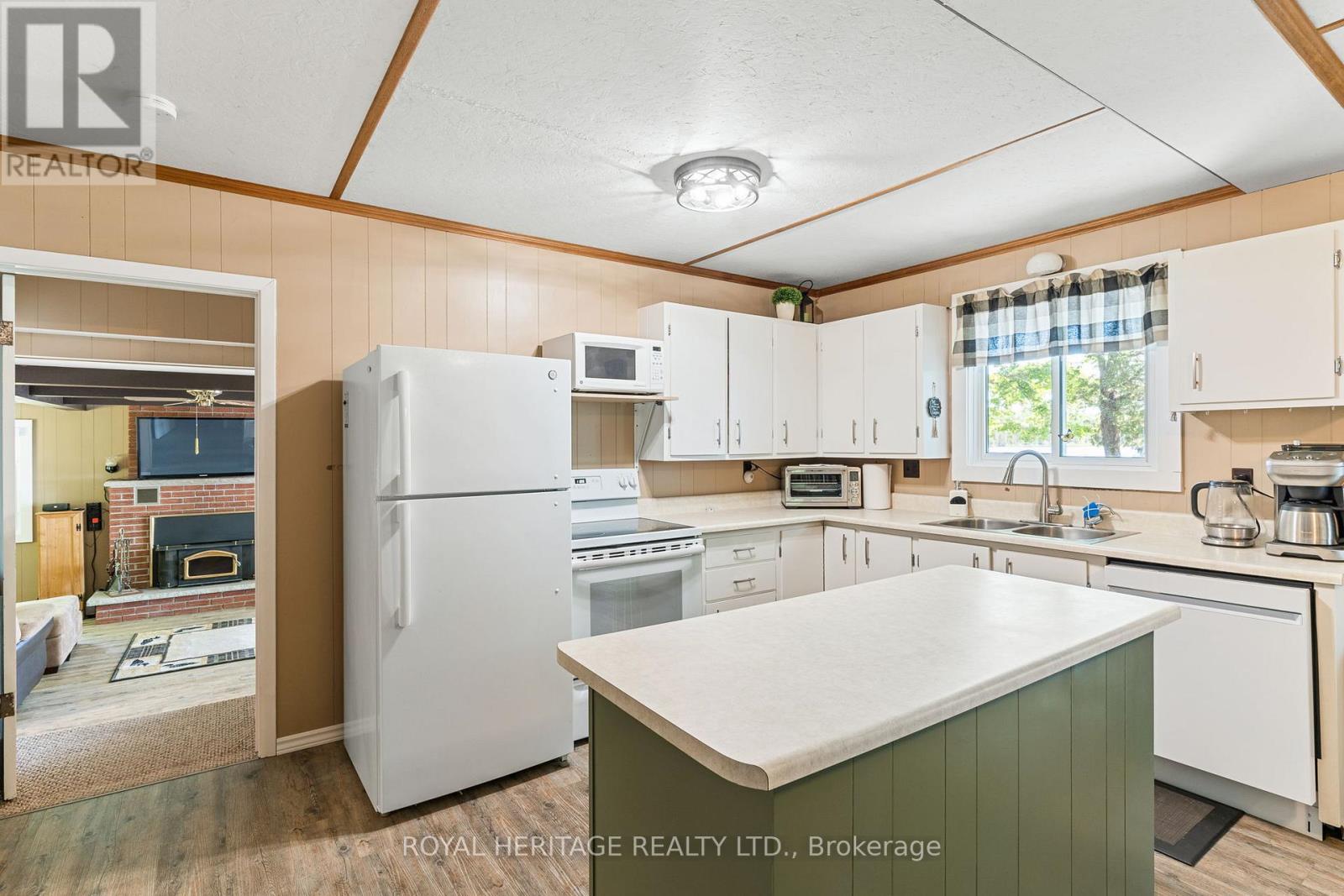 1582 Hospitality Road, Minden Hills, Ontario  K0M 2K0 - Photo 15 - X13430592