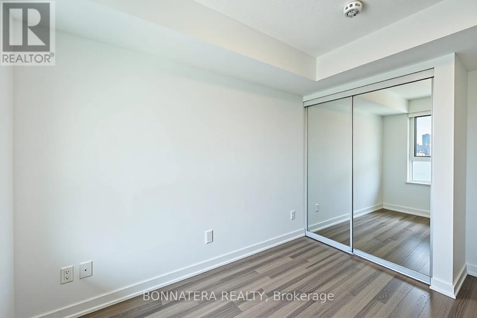 701 - 181 Huron Street, Toronto, Ontario  M5T 2B6 - Photo 19 - C13451370
