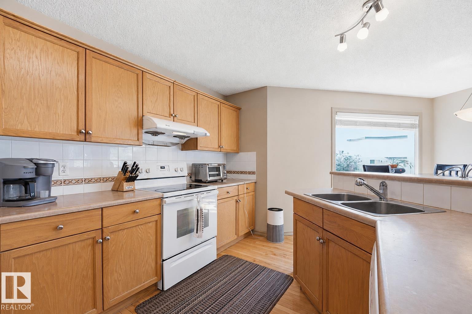 543 Geissinger Lo Nw, Edmonton, Alberta  T5T 6T1 - Photo 13 - E4493927