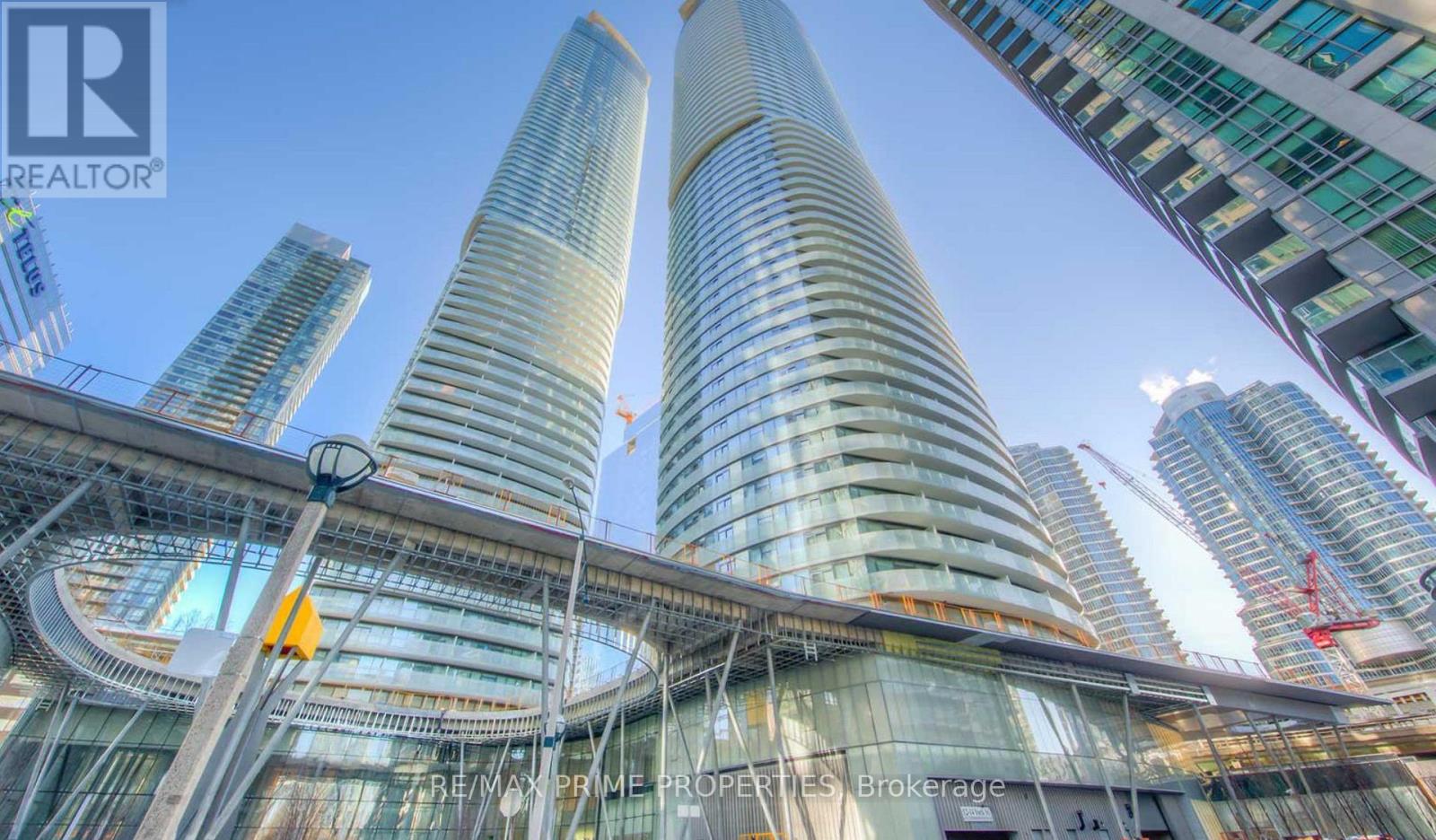 1605 - 14 YORK STREET, Toronto, Ontario