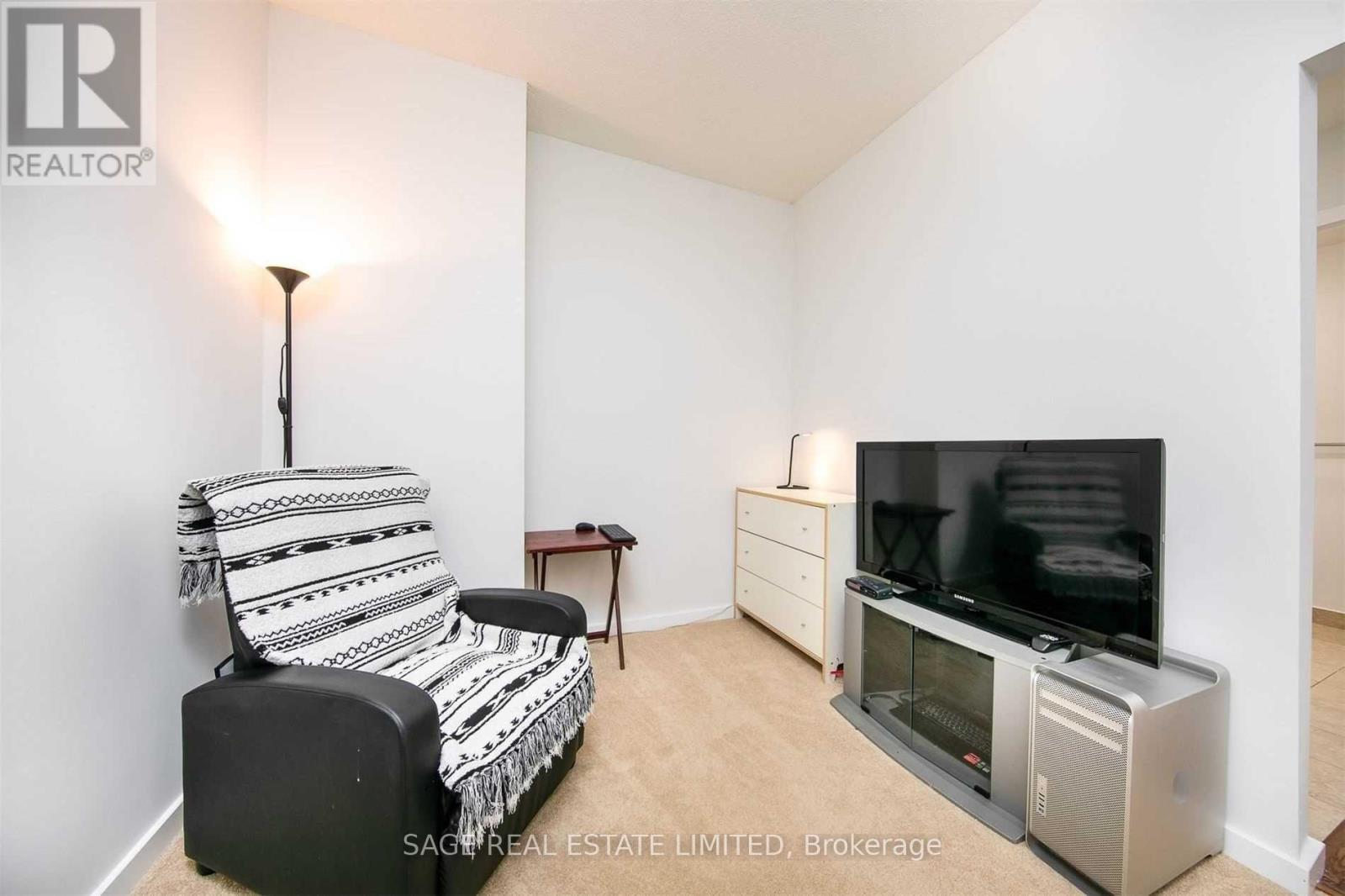 1711 - 218 Queens Quay W, Toronto, Ontario  M5J 2Y6 - Photo 6 - C13451592