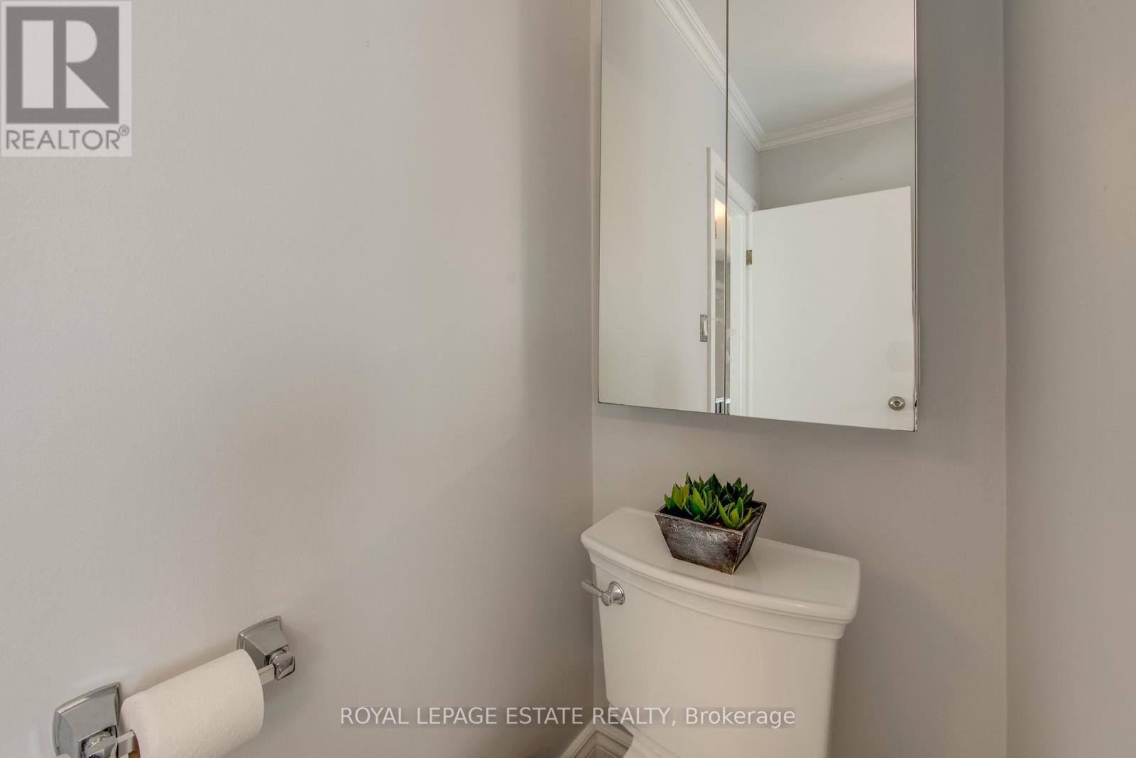 138 Woodmount Avenue, Toronto, Ontario  M4C 3Y8 - Photo 26 - E13451424