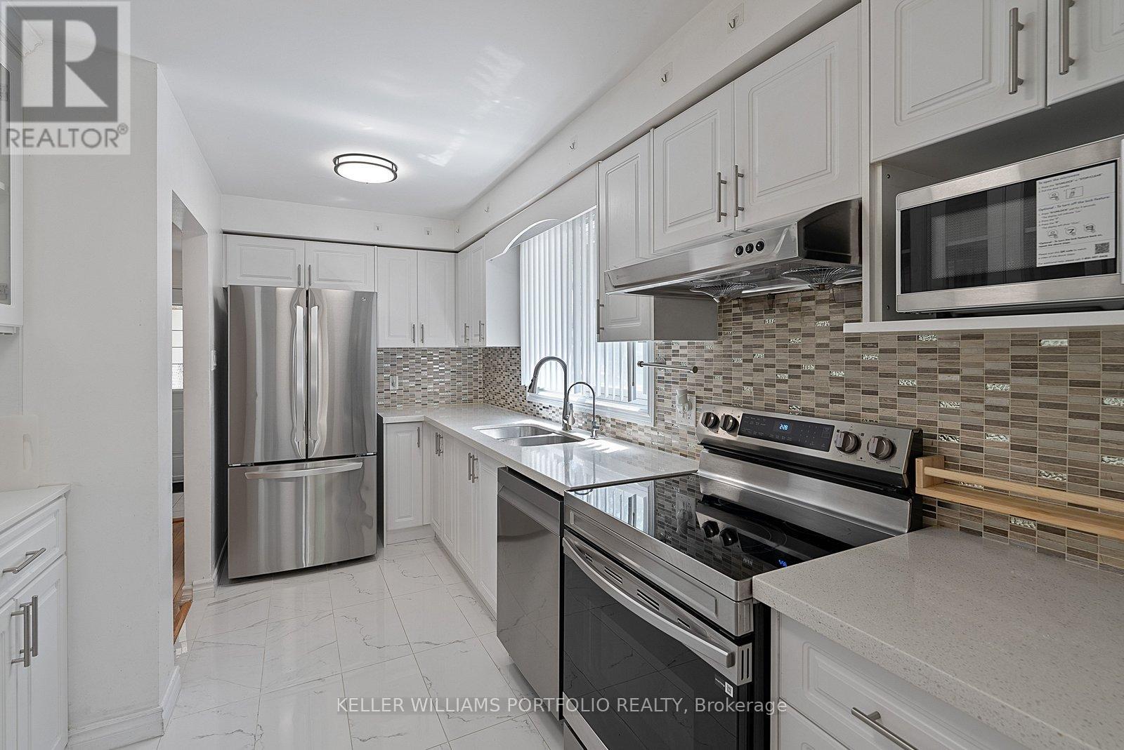 24 Ulysses Place, Toronto, Ontario  M1V 1H9 - Photo 18 - E13451444