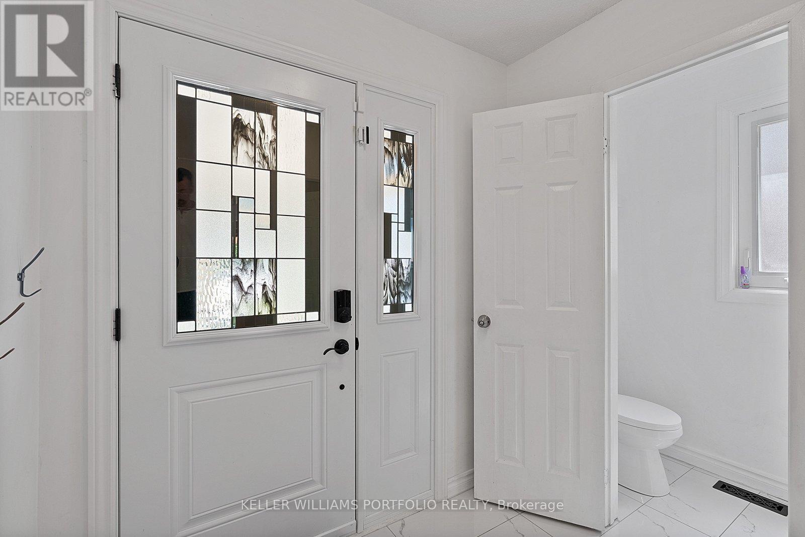 24 Ulysses Place, Toronto, Ontario  M1V 1H9 - Photo 8 - E13451444
