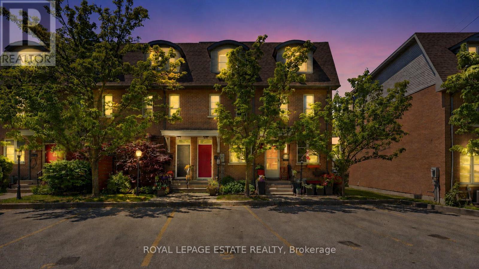 4 - 99 GOODWOOD PARK COURT, Toronto, Ontario