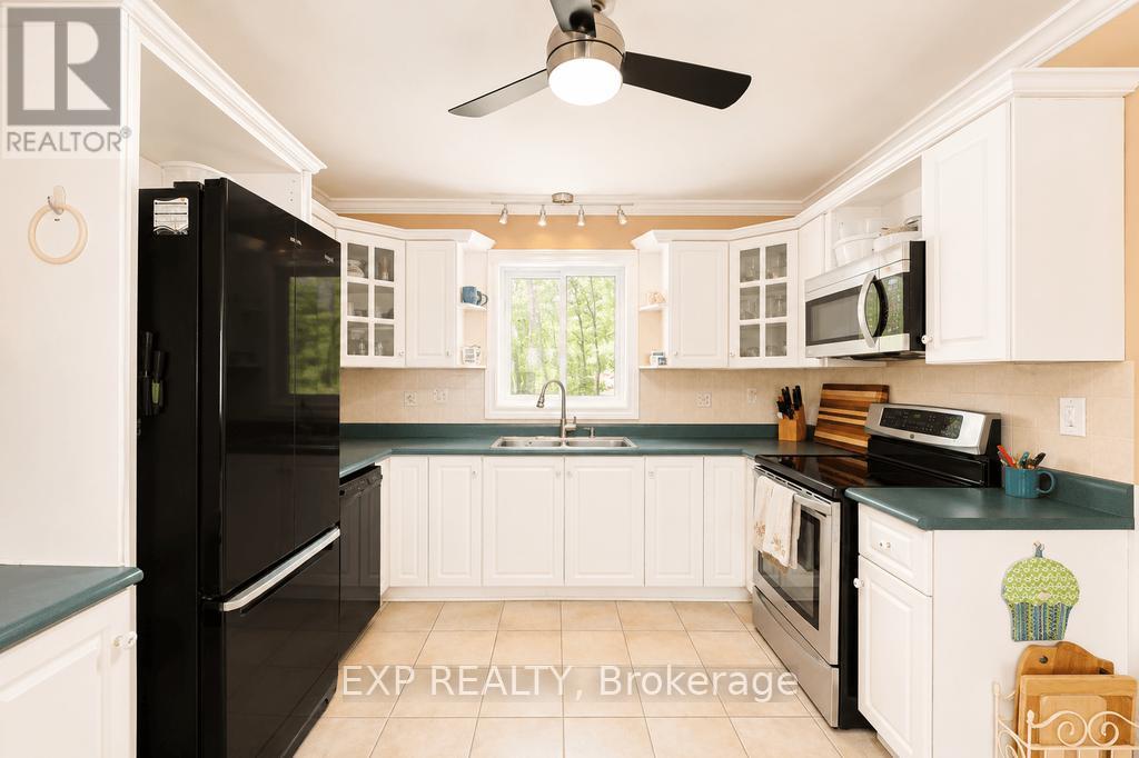 384 Carnegie Beach Road, Scugog, Ontario  L9L 1B6 - Photo 26 - E13451568