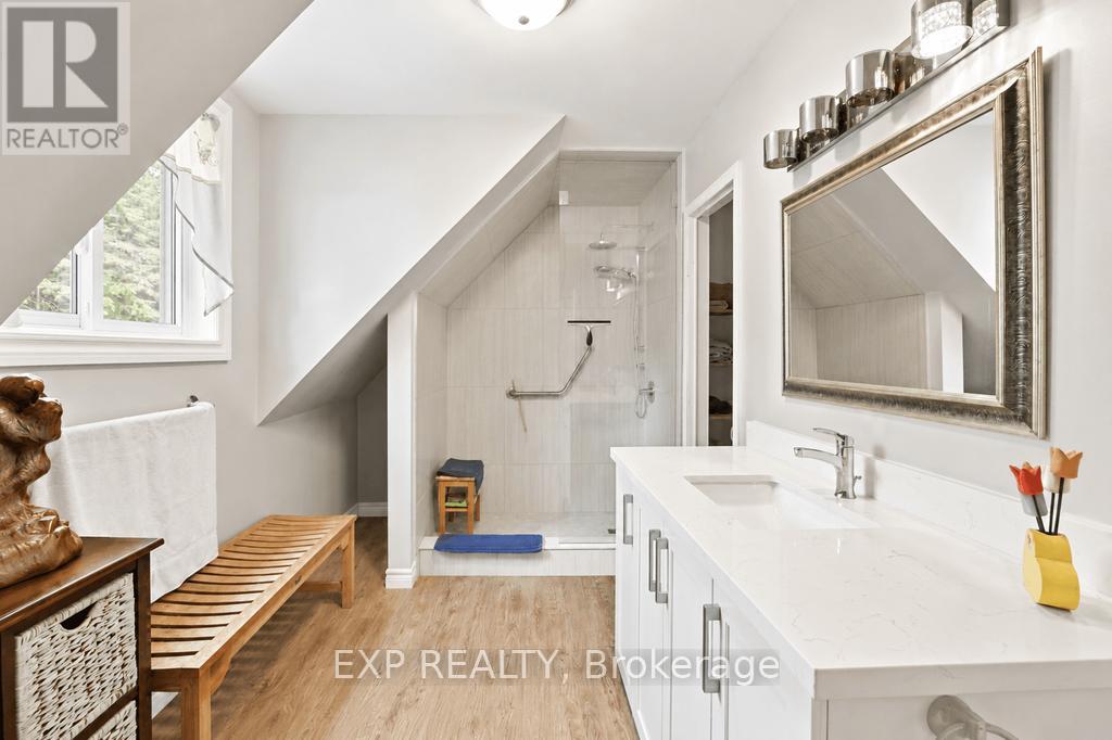 384 Carnegie Beach Road, Scugog, Ontario  L9L 1B6 - Photo 7 - E13451568