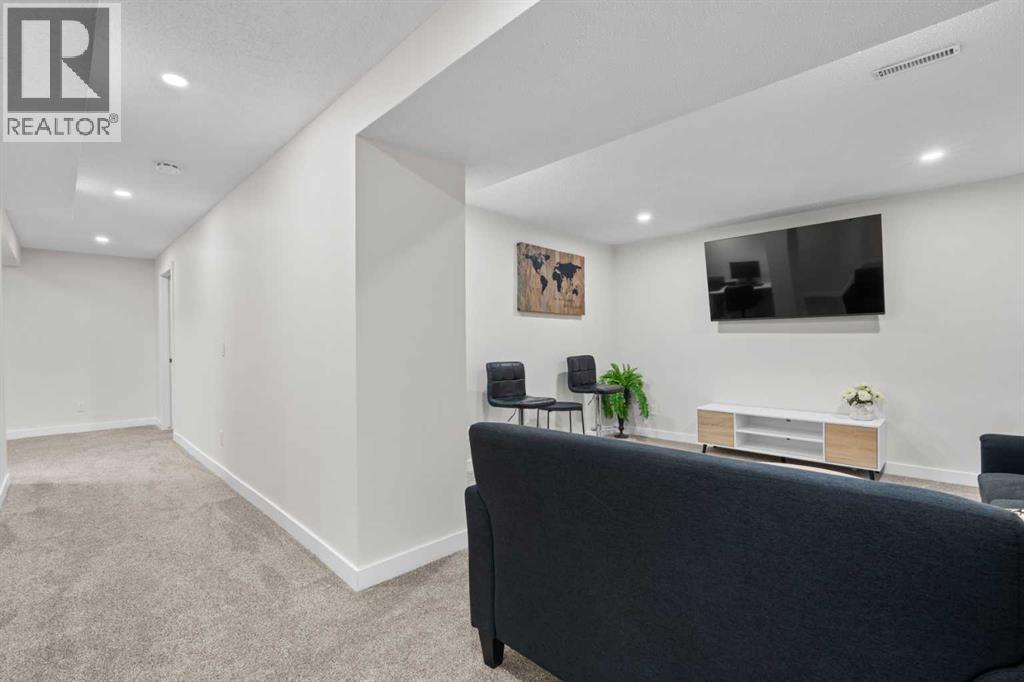 957 Applewood Drive Se, Calgary, Alberta  T2A 7M7 - Photo 31 - A2320608