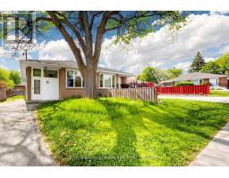 86 NEWBURY DRIVE, Newmarket, Ontario