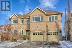82 BROOKEVIEW DRIVE, Aurora, Ontario