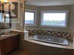 82 Brookeview Drive, Aurora, Ontario  L4G 6R6 - Photo 8 - N13451352