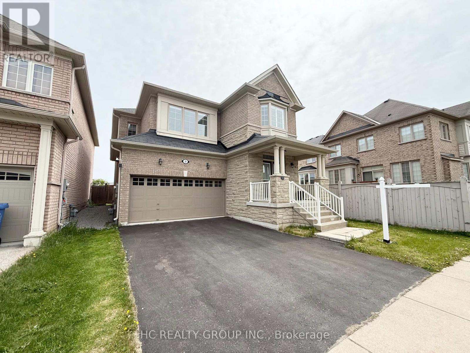 28 Lucida Court, Whitchurch-Stouffville, Ontario  L4A 1S1 - Photo 2 - N13451418