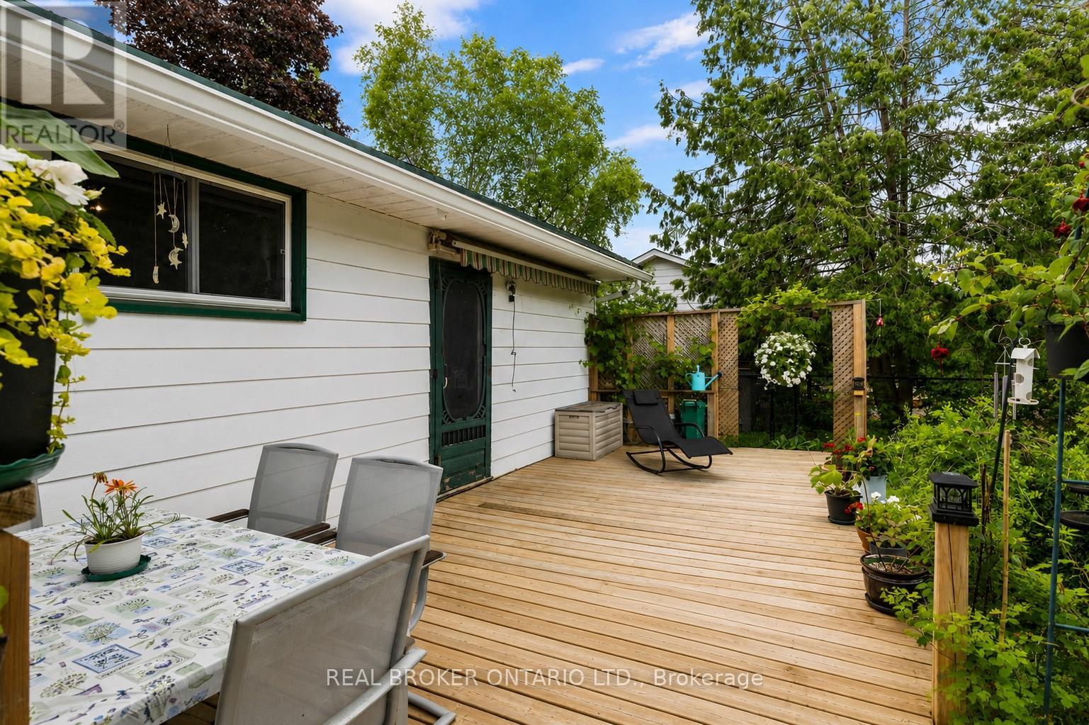 493 Bay Street, Orillia, Ontario  L3V 3X8 - Photo 25 - S13449814
