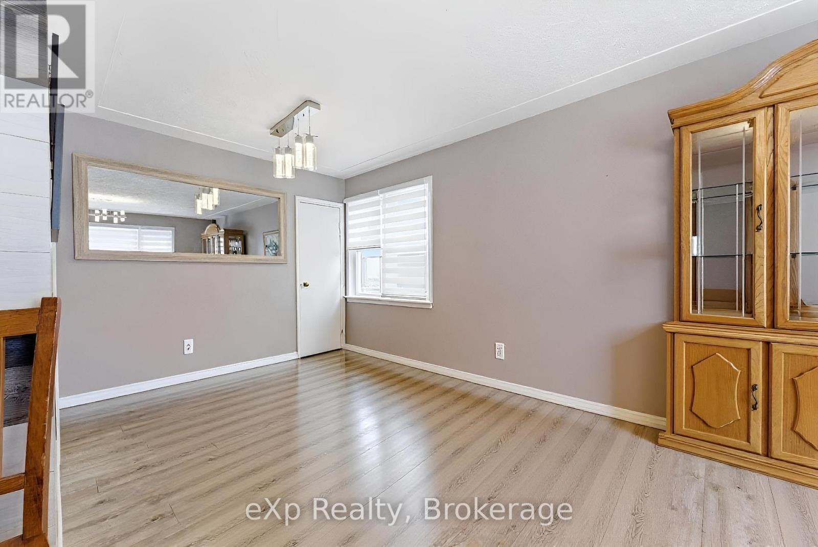 69 First Avenue, Quinte West, Ontario  K8V 4C2 - Photo 10 - X13451710