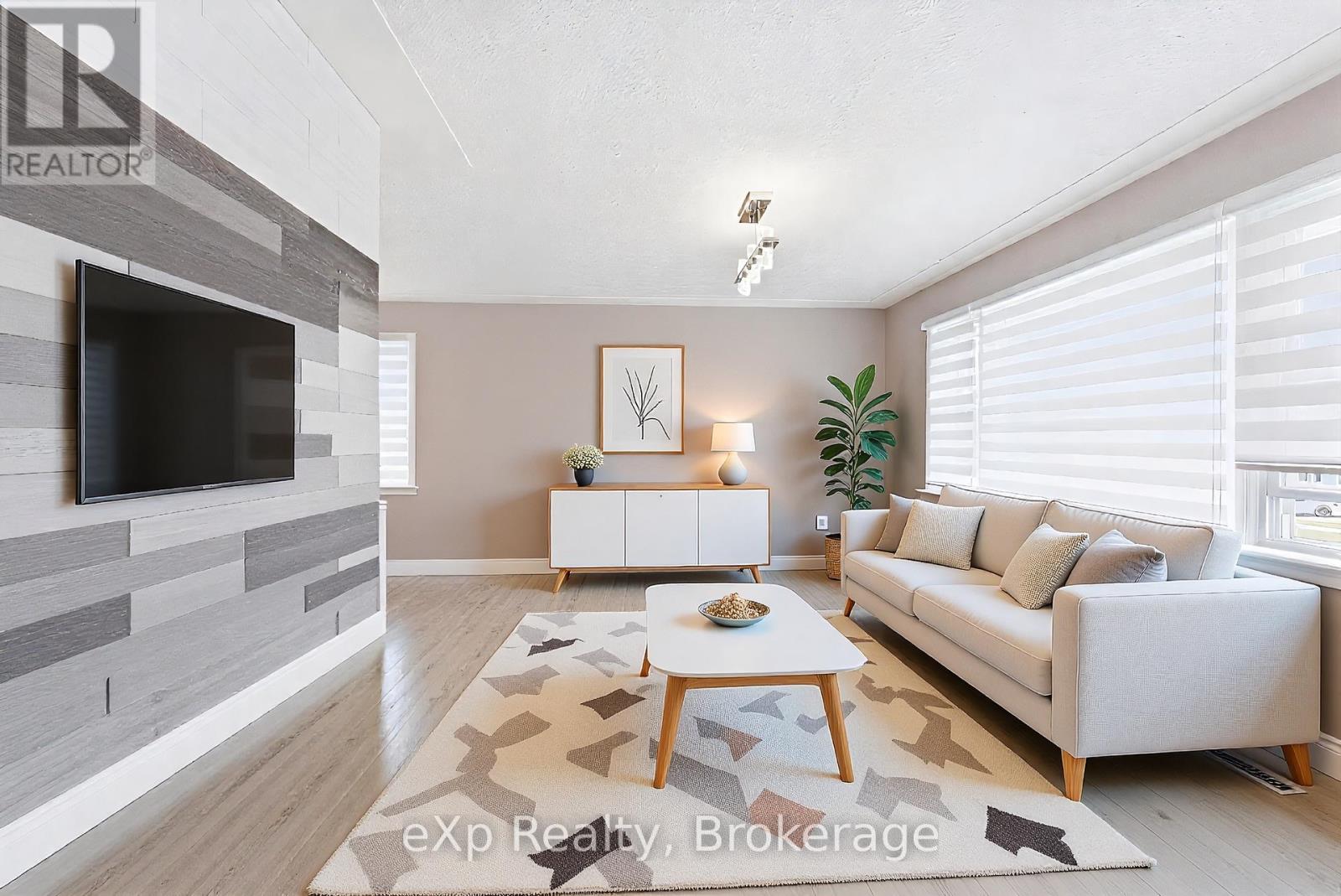 69 First Avenue, Quinte West, Ontario  K8V 4C2 - Photo 4 - X13451710