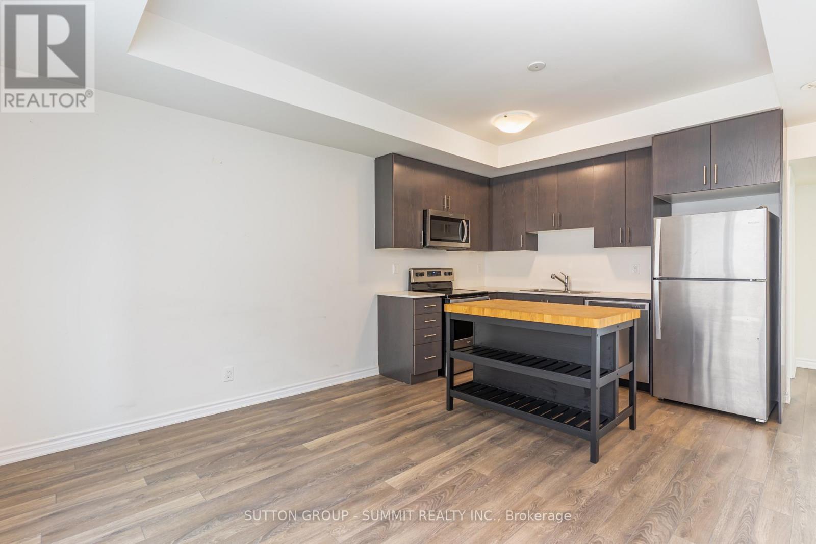16 - 3580 Lake Shore Boulevard W, Toronto, Ontario  M8W 1N6 - Photo 9 - W13451358
