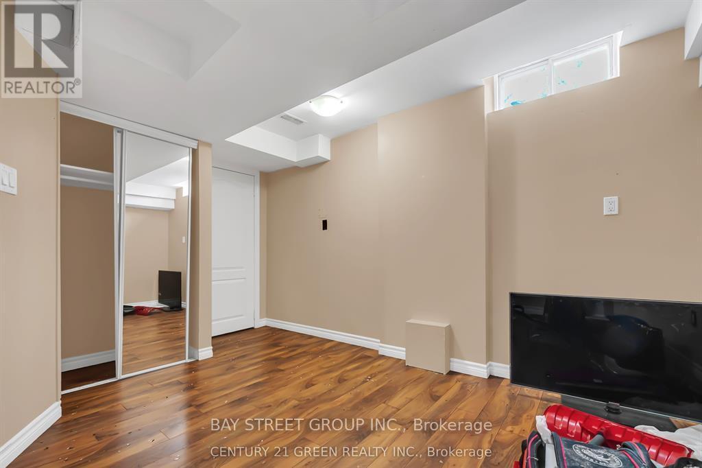 9 Flatlands Way, Brampton, Ontario  L6R 2B5 - Photo 17 - W13451372