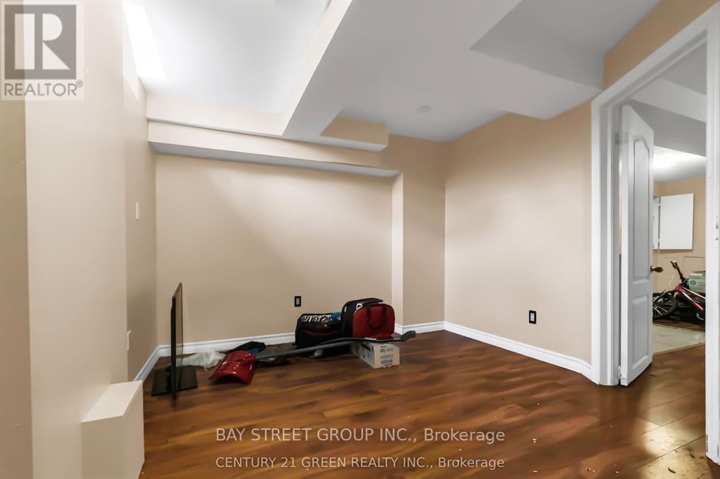 9 Flatlands Way, Brampton, Ontario  L6R 2B5 - Photo 18 - W13451372