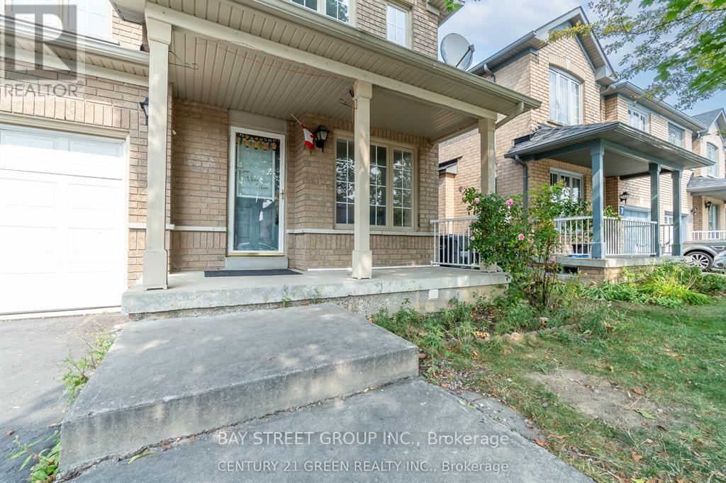 9 Flatlands Way, Brampton, Ontario  L6R 2B5 - Photo 3 - W13451372