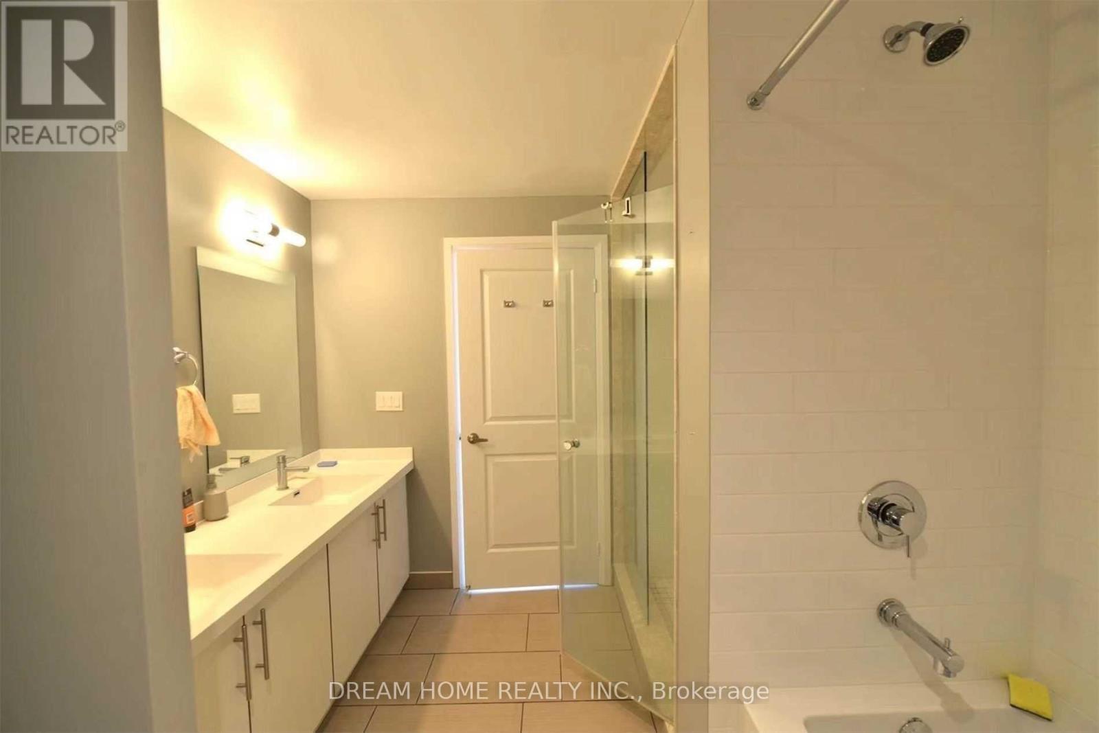 1609 - 55 Speers Road, Oakville, Ontario  L6K 0H9 - Photo 10 - W13451386