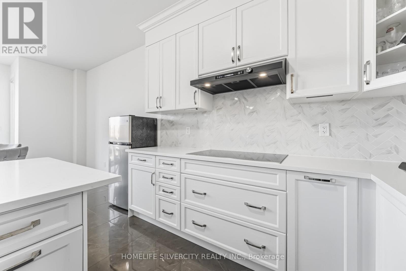 30 Tiger Crescent, Brampton, Ontario  L6R 4C1 - Photo 13 - W13451506