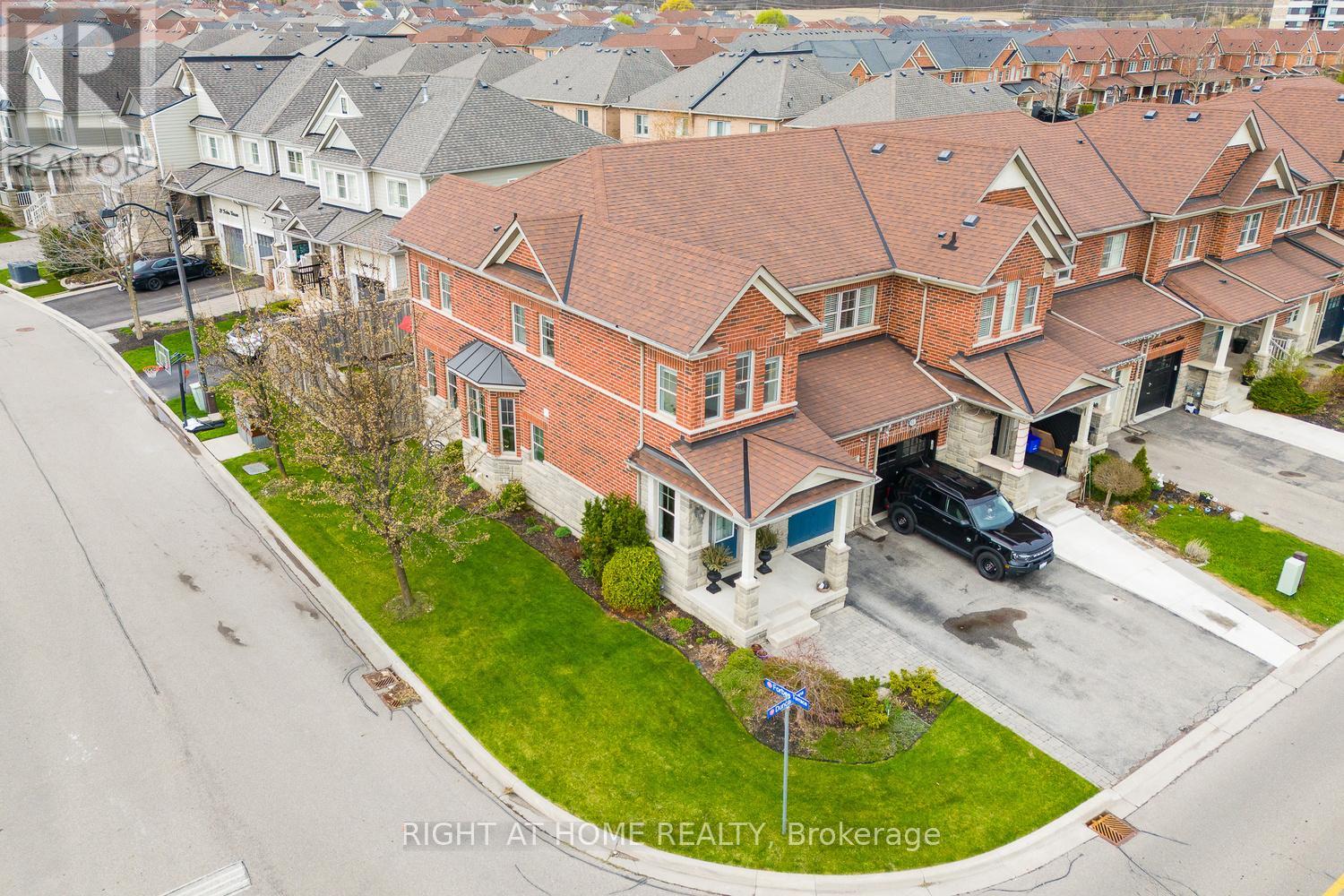 152 Duncan Lane, Milton, Ontario L9T 3X3 - Photo 37 - W13451528