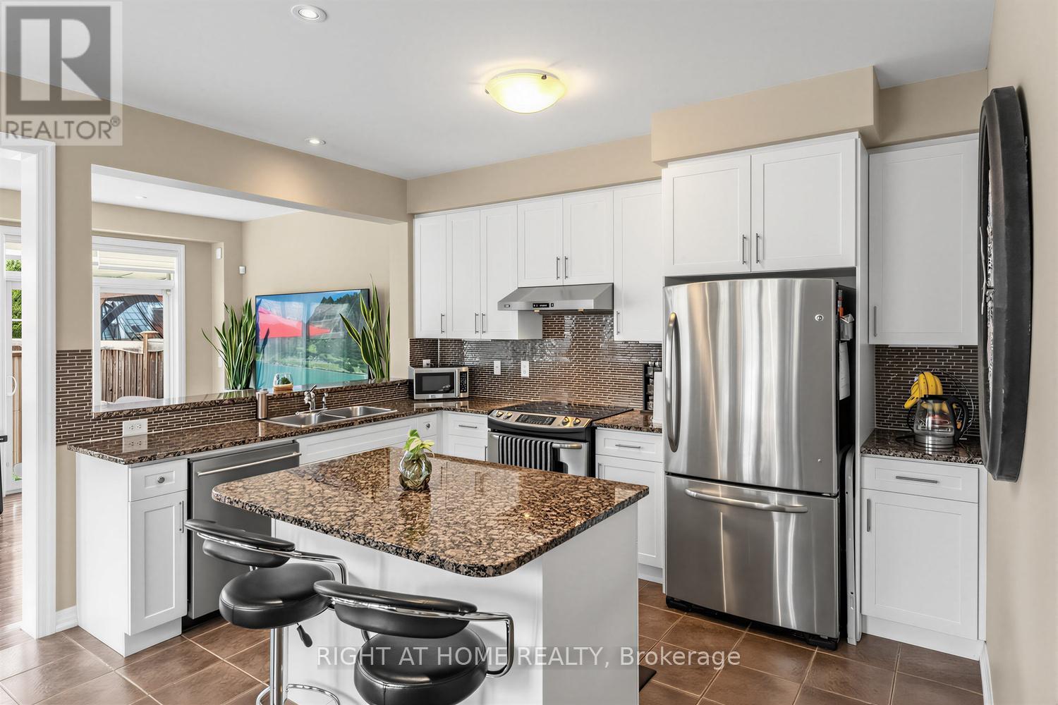 152 Duncan Lane, Milton, Ontario L9T 3X3 - Photo 8 - W13451528